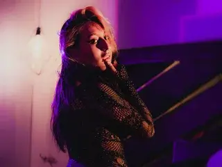BellaJonnson  live sex cam
