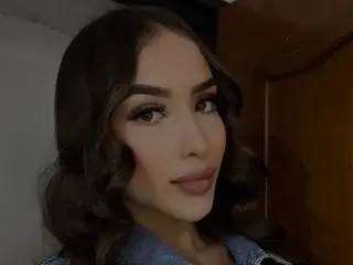 BrianaVlair  live sex cam