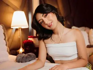 MiaSabatini  live sex cam