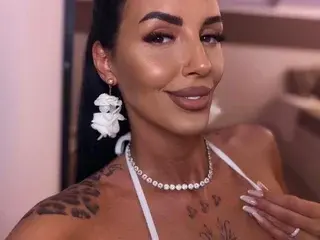 Hayleybabe22  live sex cam