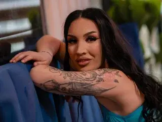 KyraReign  live sex cam