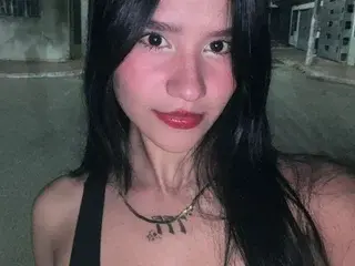 Franyela_ggh  live sex cam