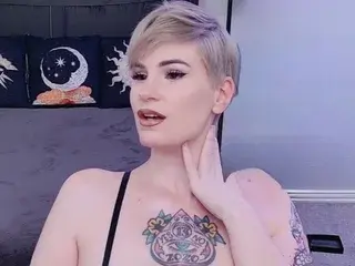 SilveraStrain  live sex cam