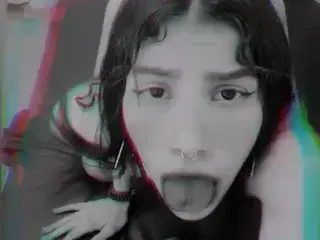 TifannyHott019  live sex cam