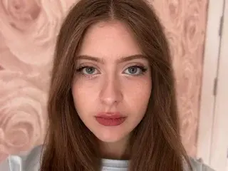 Emilyyboo  live sex cam
