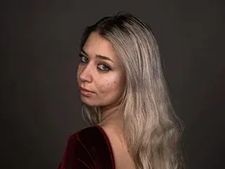 BeckyThaissa  live sex cam