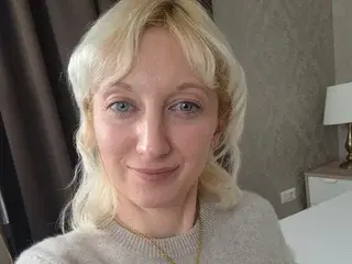 NatalieXBitton  live sex cam