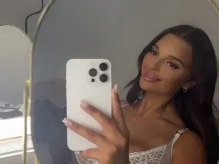 NaughtyNeeksx  live sex cam