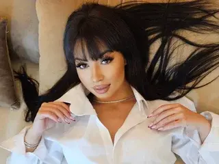 RubyLuxee  live sex cam