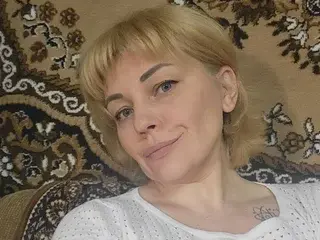 AmaraNights  live sex cam