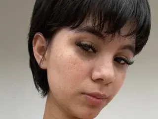 Lila_Petite69  live sex cam