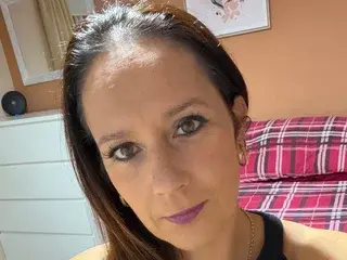 PlayfulAndi  live sex cam