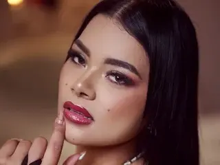 LilyReus  live sex cam