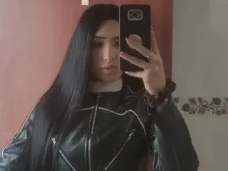 VanessaGoldXVIP  live sex cam
