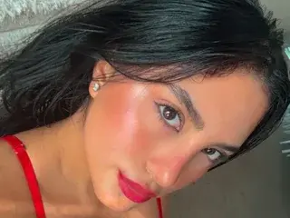 Jaeedebigtits  live sex cam