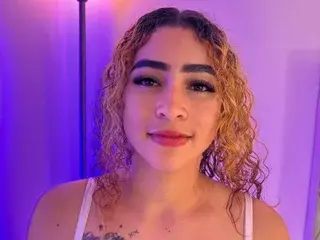 Karah_Sky  live sex cam