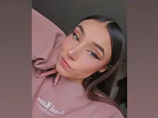 Veronicasmit111  live sex cam