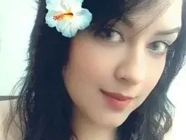 Ivone30  live sex cam