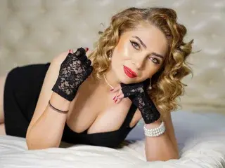Annaglamlovely  live sex cam
