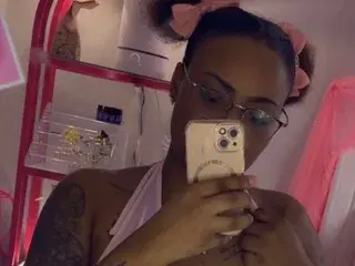 Tattaddoll  live sex cam