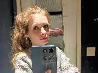Ittybittypritty  live sex cam
