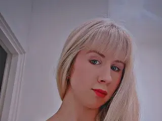Lilybee24  live sex cam