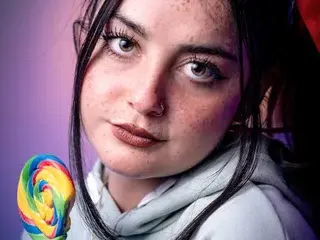 AshleyPetit  live sex cam