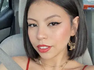 PinkSinLuxe  live sex cam