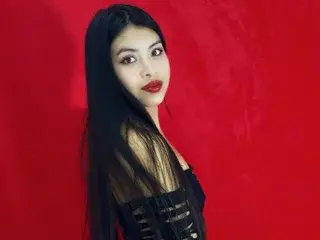 ChloeMartinii  live sex cam