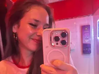 Iamcloee  live sex cam