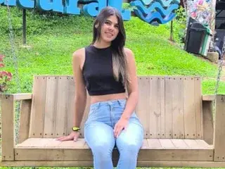 NicolleJhons  live sex cam