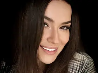 AliceOfWondersss  live sex cam
