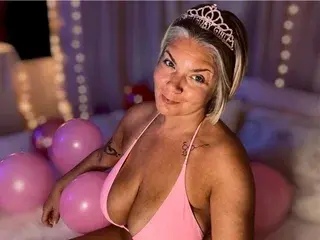 GoddessPoppy  live sex cam