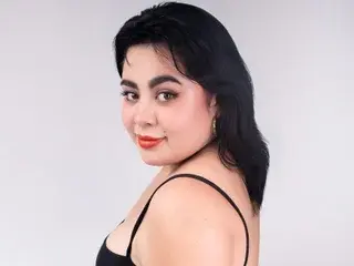 RoxaneBrownn  live sex cam