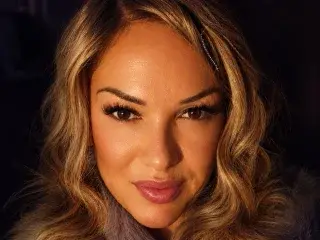 Sugarloveless19  live sex cam