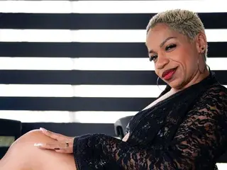 Summernight42  live sex cam