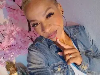 Summernight42  live sex cam