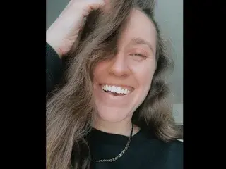 FunSarahxoxo  live sex cam