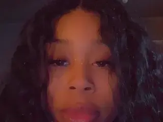 LilMissMidnight  live sex cam