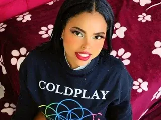 AmandaDanielss  live sex cam