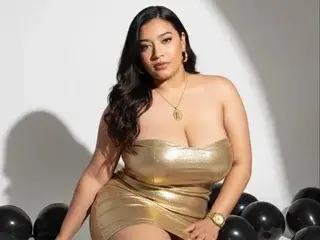 MirethBigboobs  live sex cam