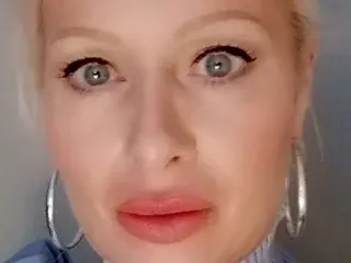 SasaZaric  live sex cam