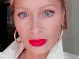 SasaZaric  live sex cam