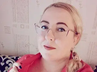 Gingersiya  live sex cam