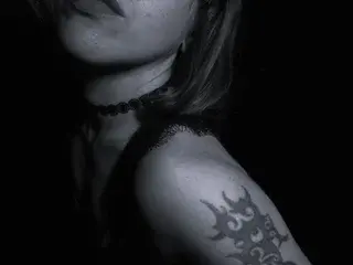 MartaShadow  live sex cam