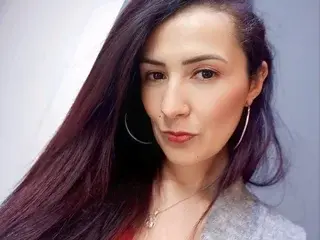 Sarayhott202cl  live sex cam