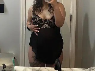 Loverrgirrl33  live sex cam