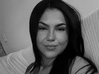 CamilaParkerXX22  live sex cam