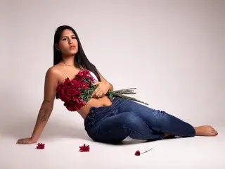 Maragirl  live sex cam