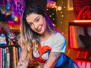 ChanelzinhaD  live sex cam